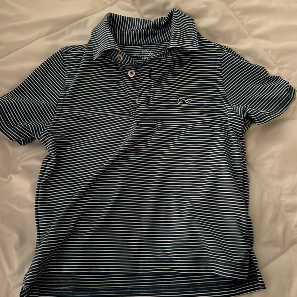 Vineyard vines performance pullover 3T
